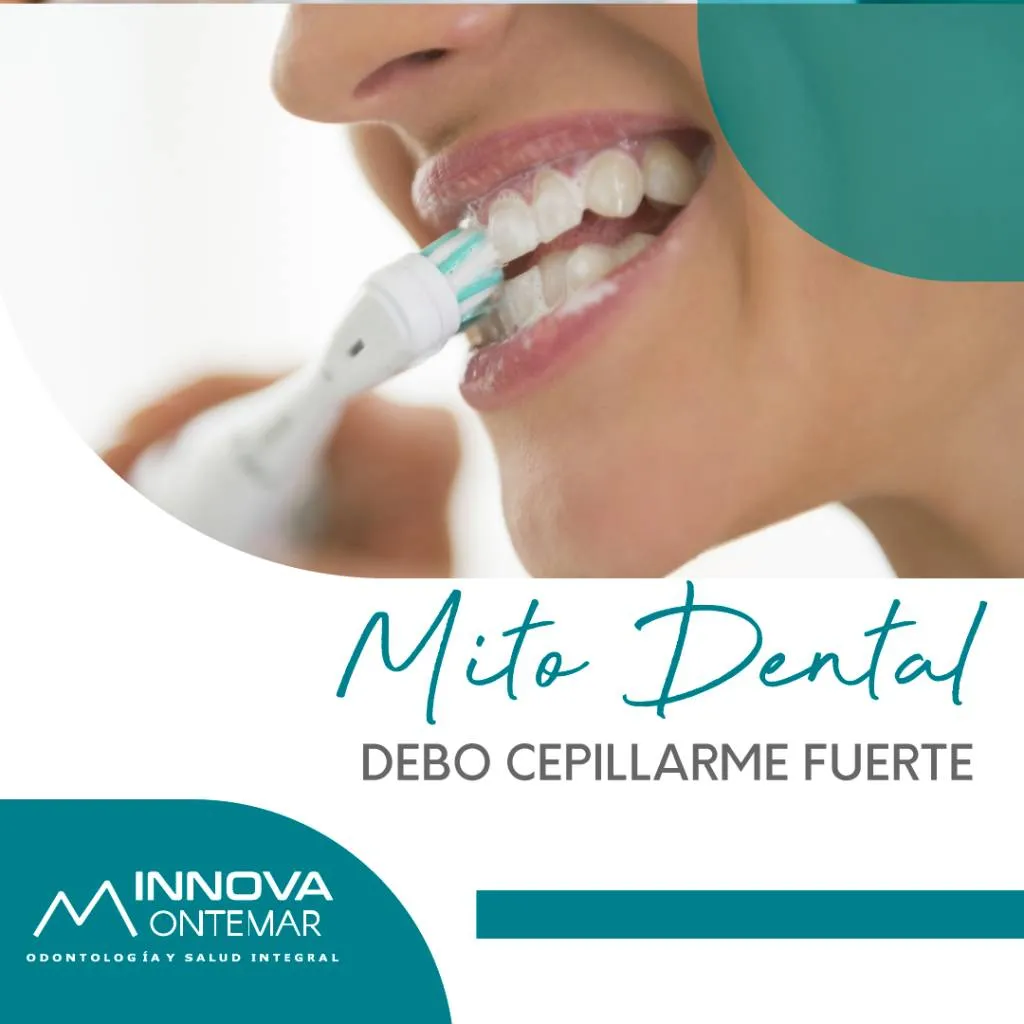 imagen de mujer cepillándose los dientes con cepillo eléctrico